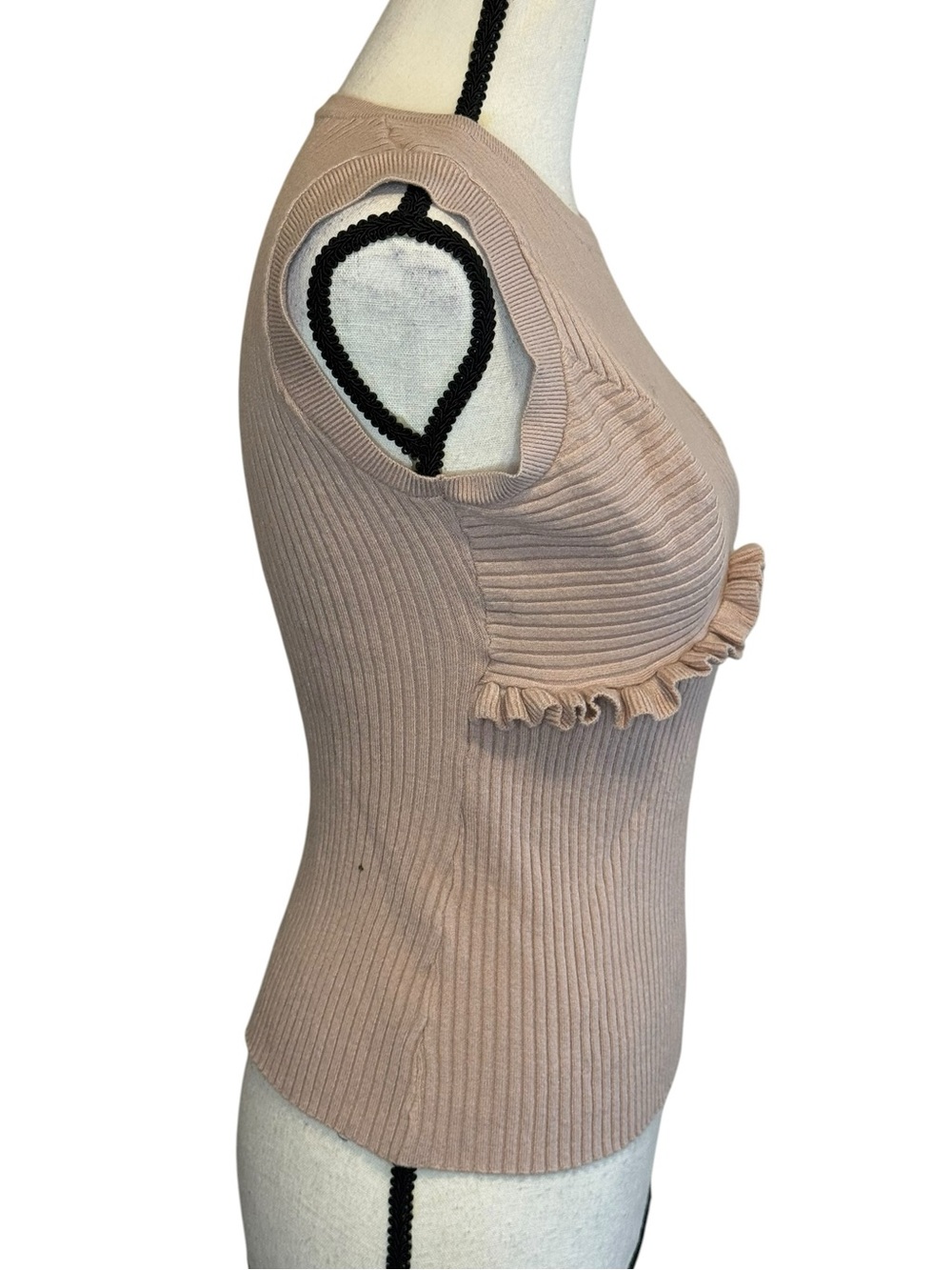 RIHOAS Blush Ribbed Ruffle Knit Tank - Picture 2 of 4